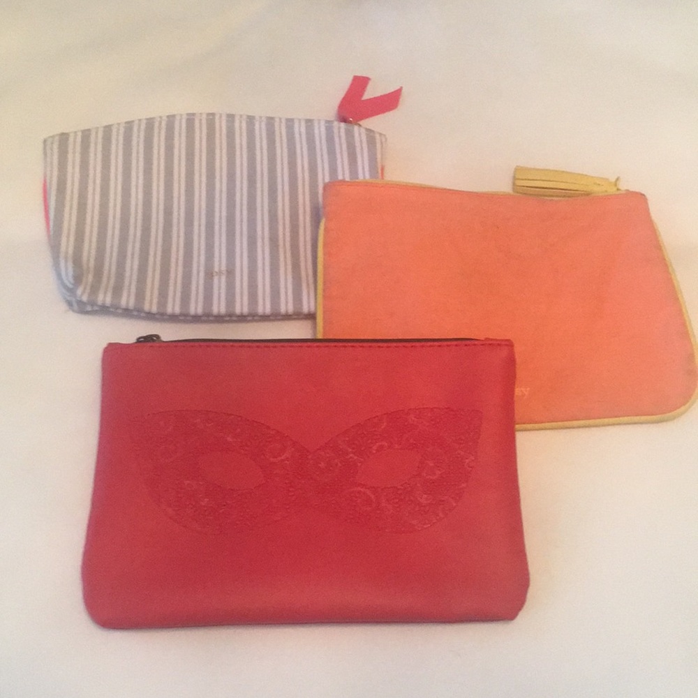 (3) Makeup bags
